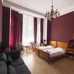 Hotel-maison Am Olivaer Platz Alemania
